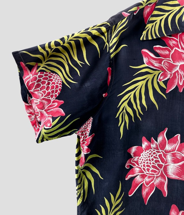 -made in CALIFORNIA- Vintage 40-50s Aloha shirt