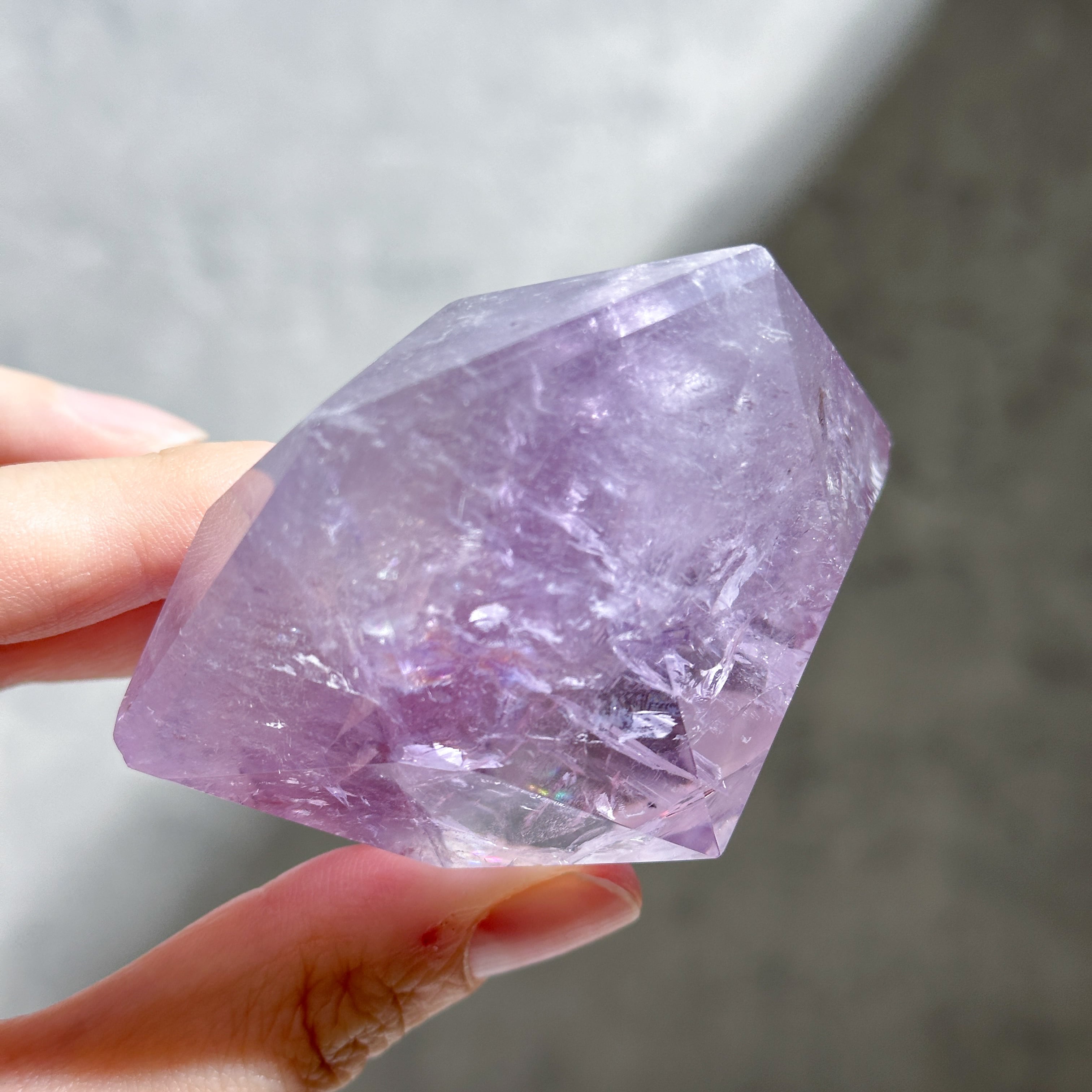 虹◎ファントムアメジスト ダイヤモンドカット32◇Amethyst Diamond