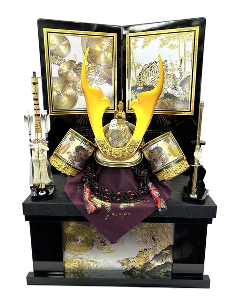 30号 立体貫前鍬形 着用兜セット 3146 二曲屏風 彫金 龍と虎 着用兜飾り 五月人形 兜飾り かぶれる兜 戦国武将 兜 端午の節句 初節句 お祝い プレゼント ギフト こどもの日