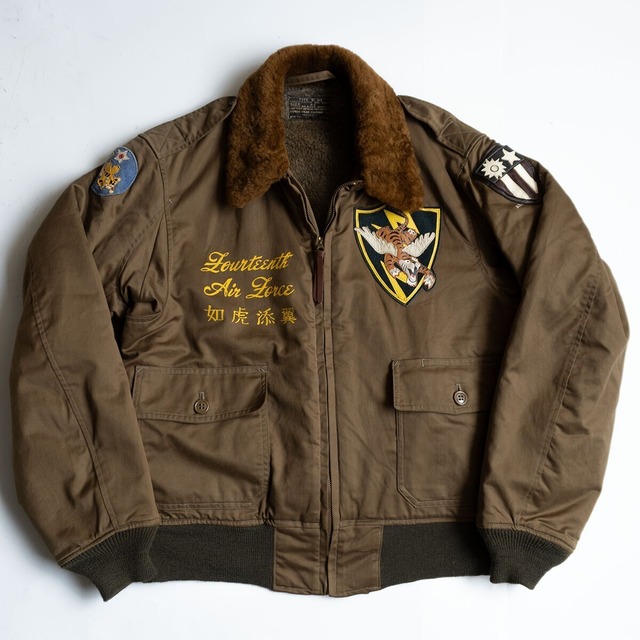 雰囲気抜群/USA製】ALPHA INDUSTRIES【MA-1 バックロゴ フライト  