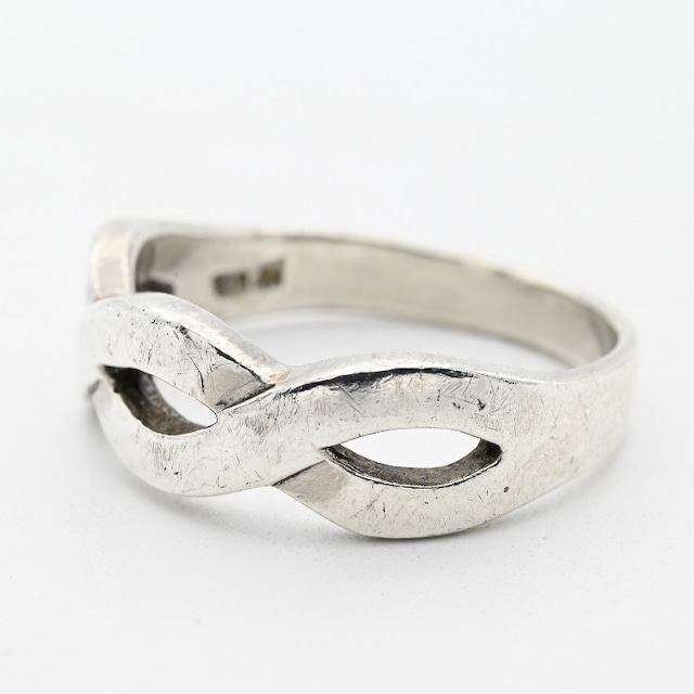 Infinity Twist Design Ring #14.5 / Thailand