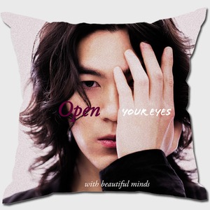 クッション"Open Your Eyes With Beautiful Minds"/Cushion