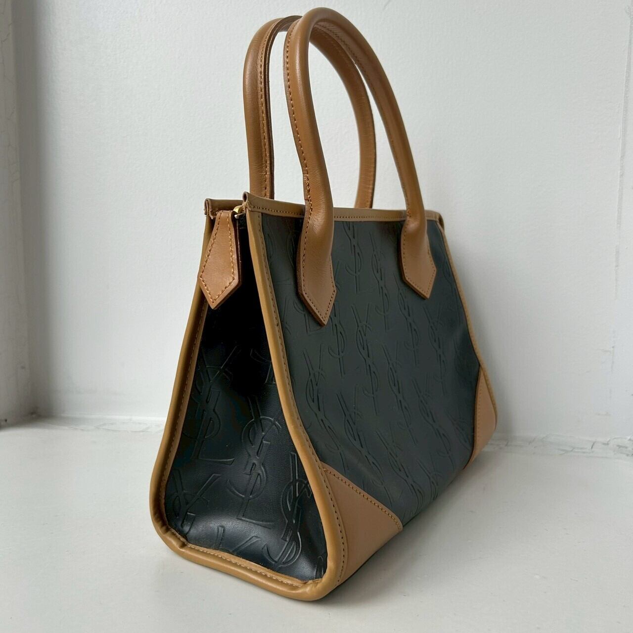 vintage YVES SAINT LAURENT〈イヴ・サンローラン〉ハンドバッグ