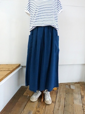 NATURAL LAUNDRY　インディゴシャンブレー タックパンツ
