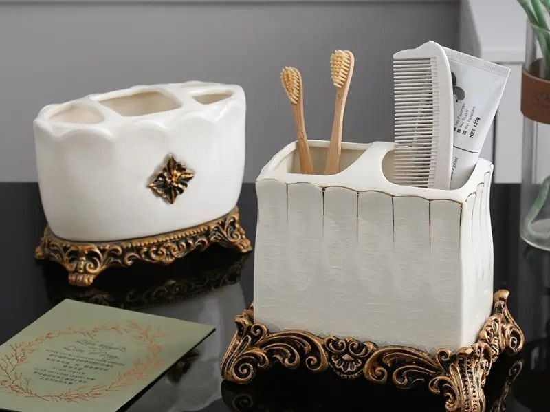 歯ブラシホルダー ヴィンテージ調 アンティーク調 セラミック製 自立型