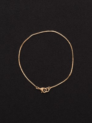 18k Gold Box Chain Bracelet