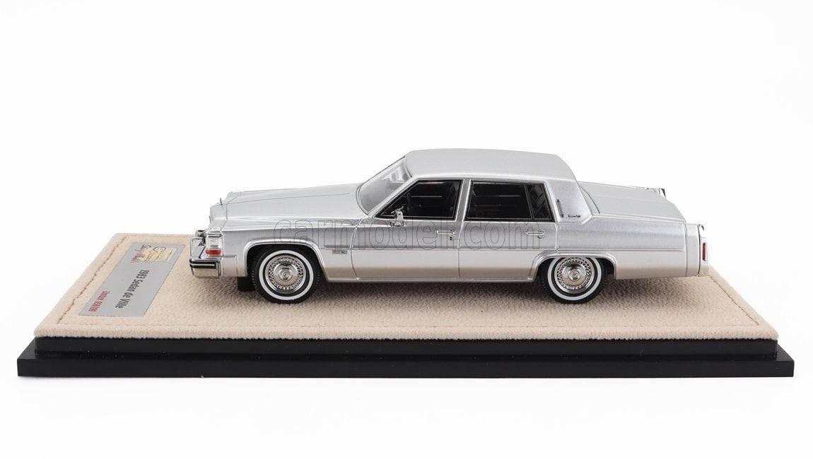 ミニカー アメ車 1/43 キャデラック セダン デビル STAMP-MODELS