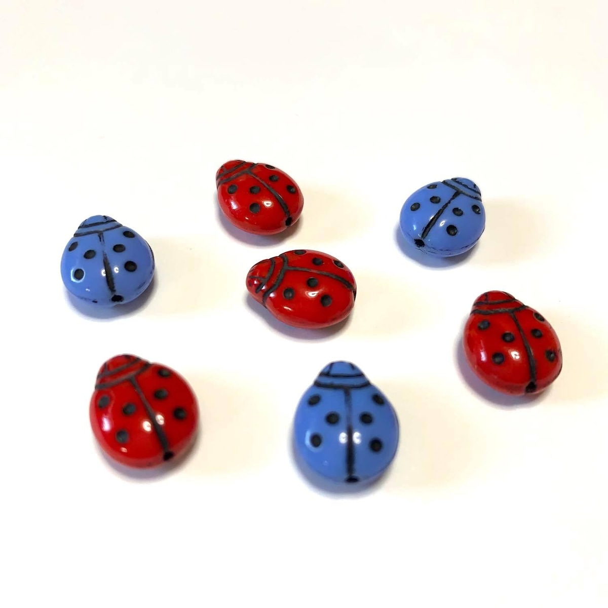 最終入荷〉てんとう虫チェコガラスビーズ (15mm) | Dua-アクセサリー 