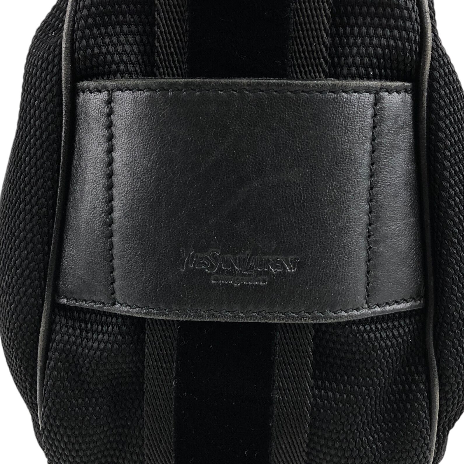 Yves Saint Laurent イヴ・サンローラン ショルダーバッグ ブラック
