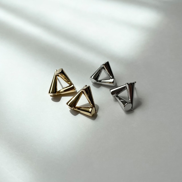 triangle pierce ステンレスピアス