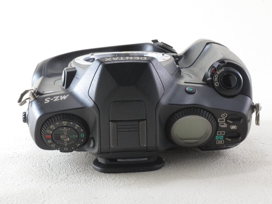 PENTAX MZ-S ブラックボディ バッテリーグリップ BG-10付 PENTAX MZ-S ブラックボディ バッテリーグリップ BG-10付