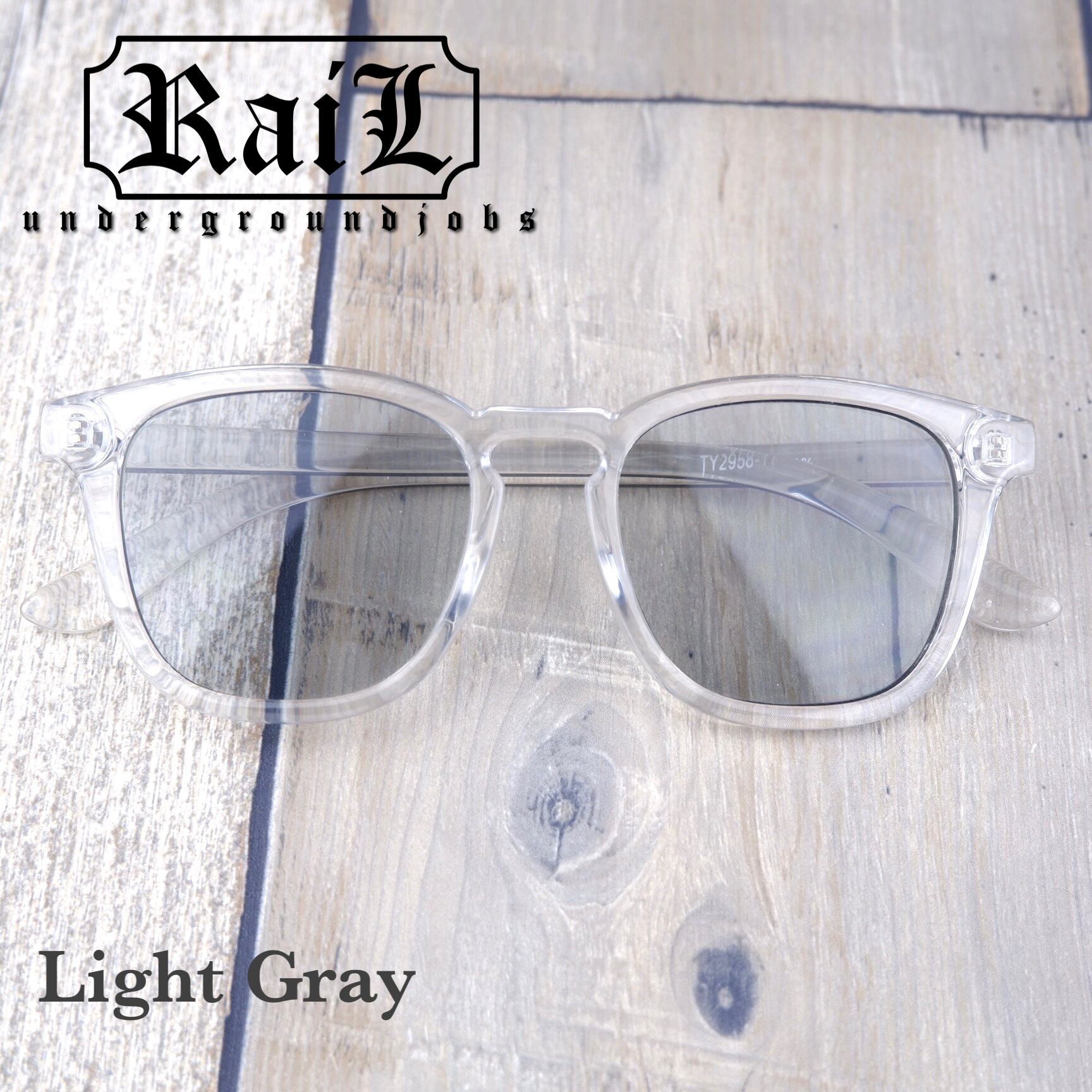 ビンテージ！ウェリントン型 クリアグレーフレーム×ライトアンバー