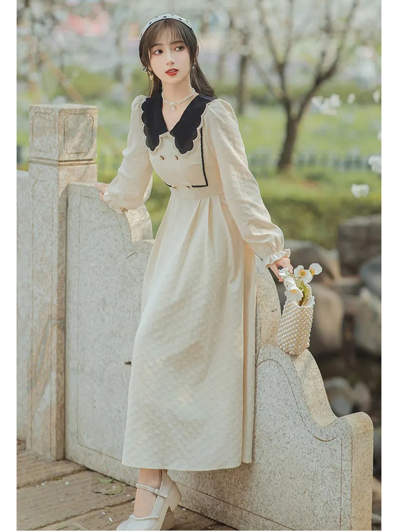 【0125】Ruffled Collar Button Retro Long Sleeve Dress