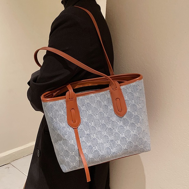 トートバッグ Tiancai_Wing_Bag50258774755