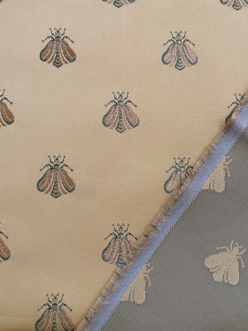 フランス インテリアファブリック アベイユ 蜜蜂 イエローゴールド×ゴールド カルトナージュ スツール インテリア茶箱