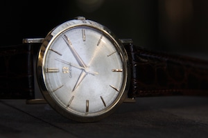 【OMEGA】 1950s オメガ ノンネーム ドレスウォッチ 金張り ドルフィンハンド  OH  / Vintagewatch / Cal.520