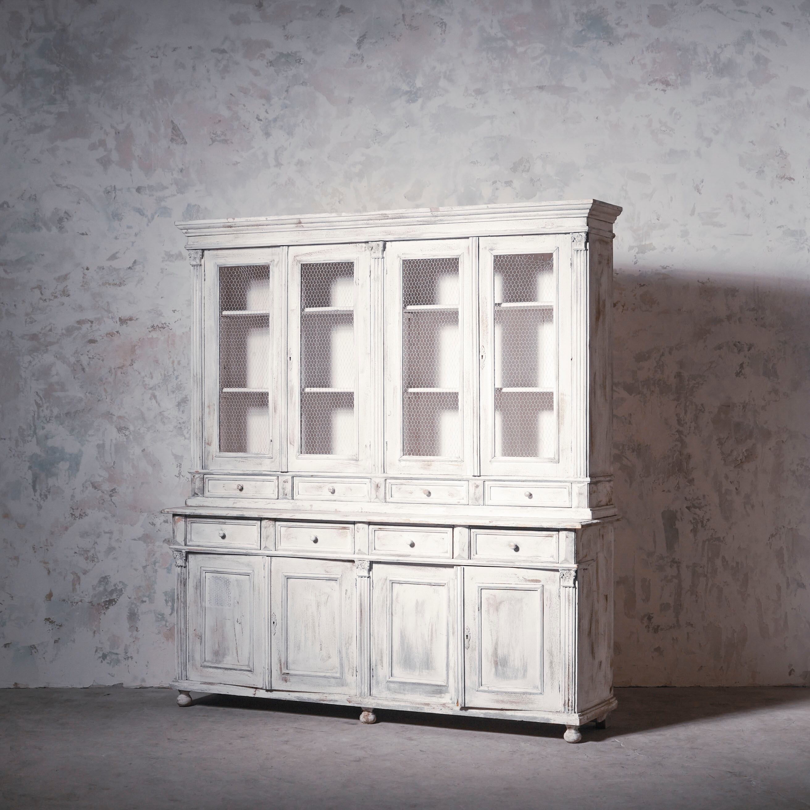 キャビネット/ペイントキャビネット/カップボード/ディスプレイ収納/空間装飾/店舗什器/ホワイト