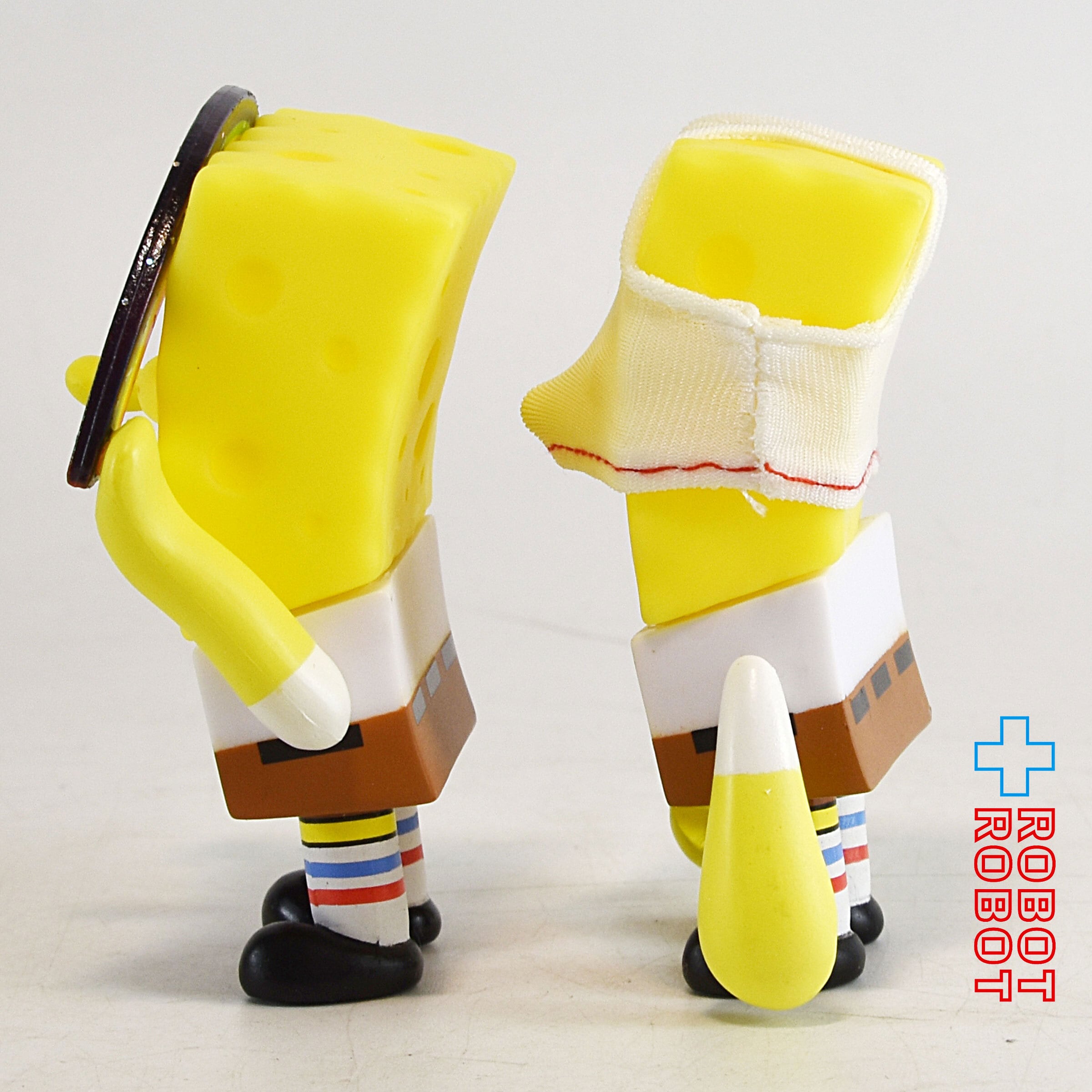 ギッドロボット　スポンジボブ Kidrobot キッドロボット スポンジ・ボブ ミニフィギュア 2パック 開封箱