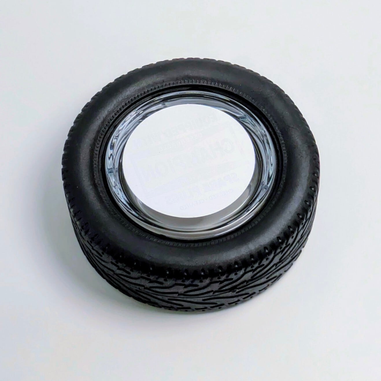 【 Tire Ashtray タイヤアシュトレイ 】 『 Champion チャンピオン 』スパークプラグ / 灰皿 / ガレージ 〚アメリカン雑貨 アメトイ〛