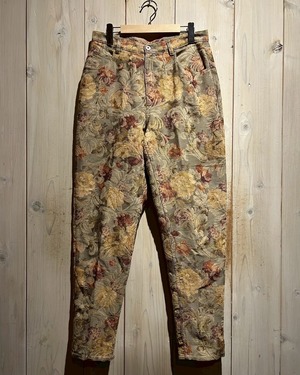 【a.k.a.C.a.k.a vintage】Beautiful Flower Pattern Vintage Goblin Pants