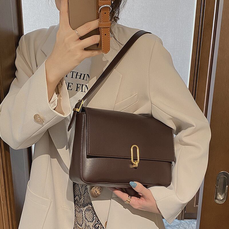 オータムウィンターレディーススタンダードショルダーバッグ レトロ 秋物 冬物 メッセンジャーバッグ Tiancai_Wing_Bag42166559399