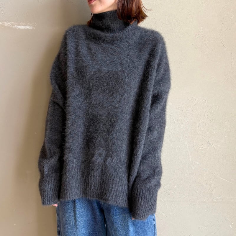 《 9/30までご予約|9/下旬~入荷 》【 LILLY LYNQUE 】Fox Cashmere High neck TOPS