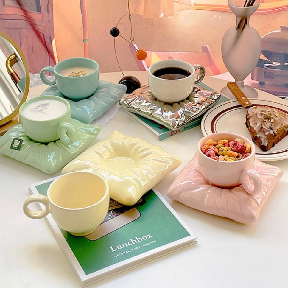 SAPEur ヤマト爆神のクッションカバーとヘラクライストのマグカップセット 型染めのクッションカバー＜水玉＞ 綿平織（グログラン） | 山内武志