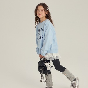 秋英字柄カジュアルトレーナー