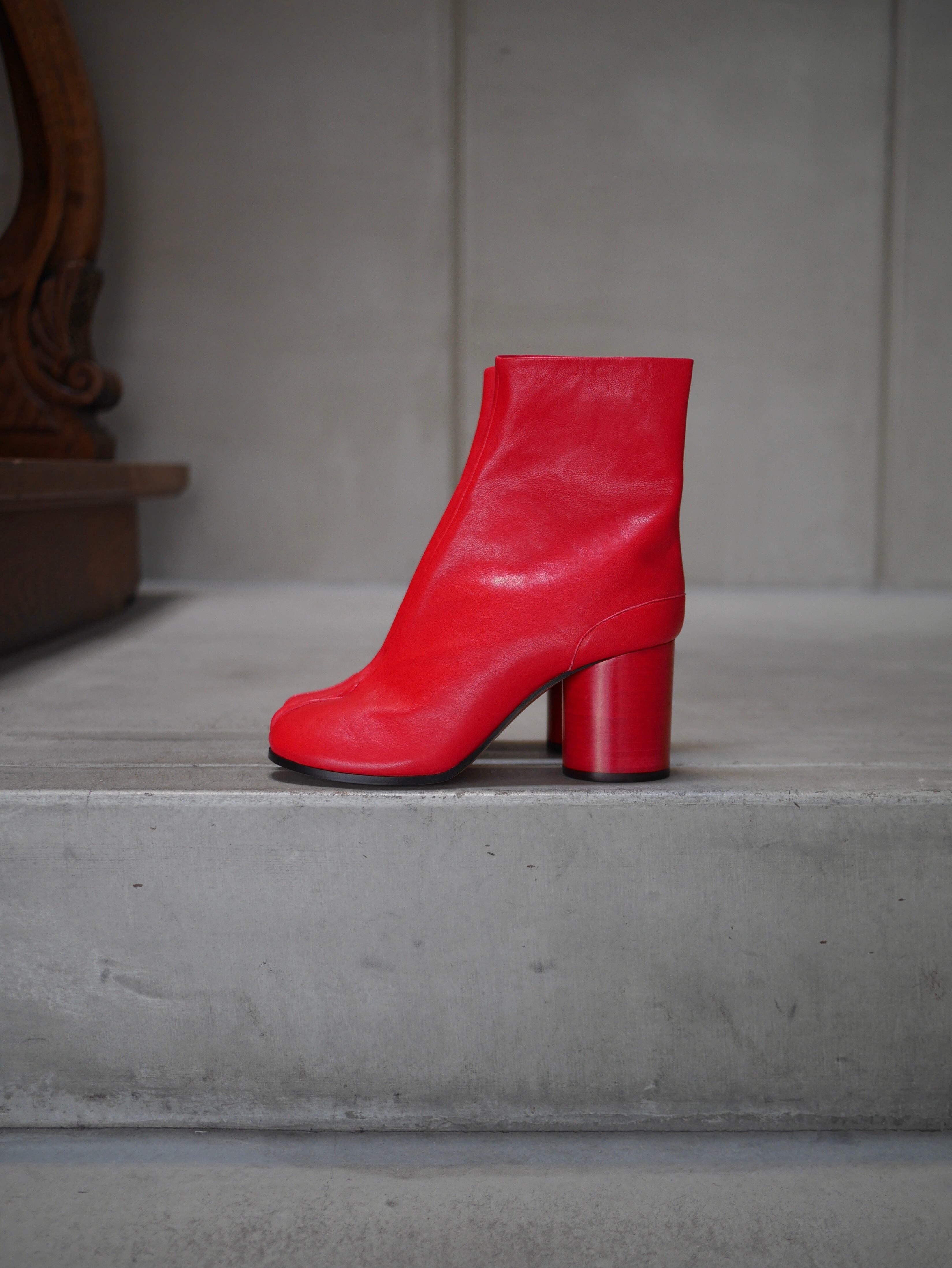 Maison Margiela / tabi vintage leather 