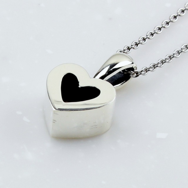 Heart Necklace / ハートネックレス