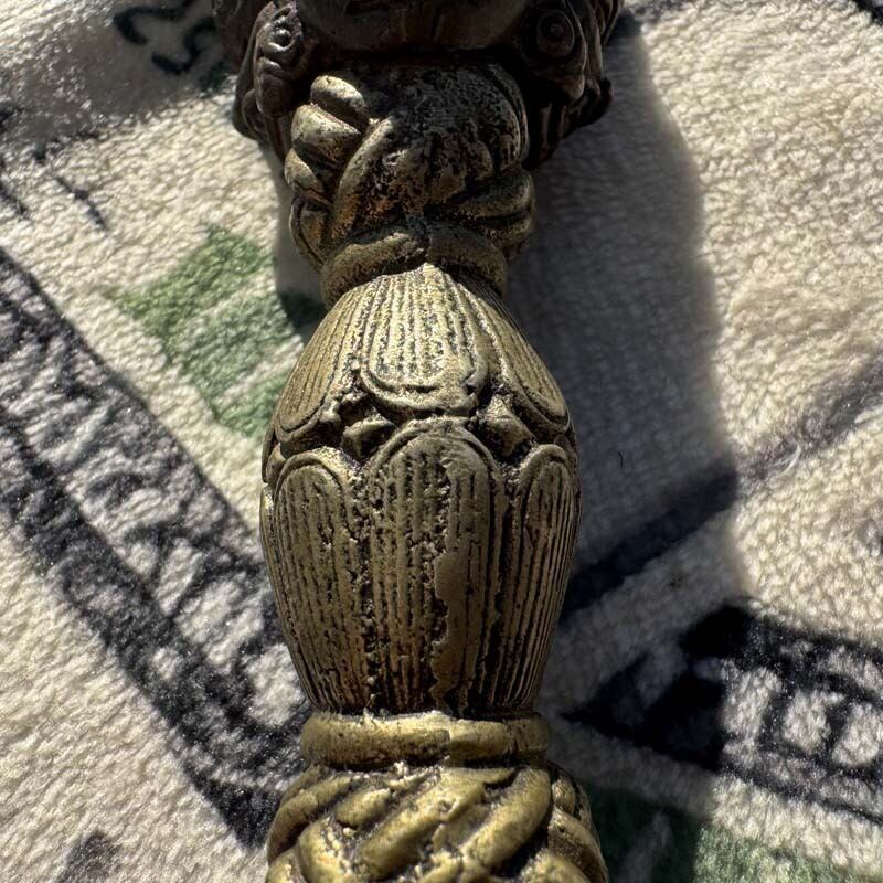 チベット仏教、密教の法具、ネパールの真鍮製のドルジェ、Vajra