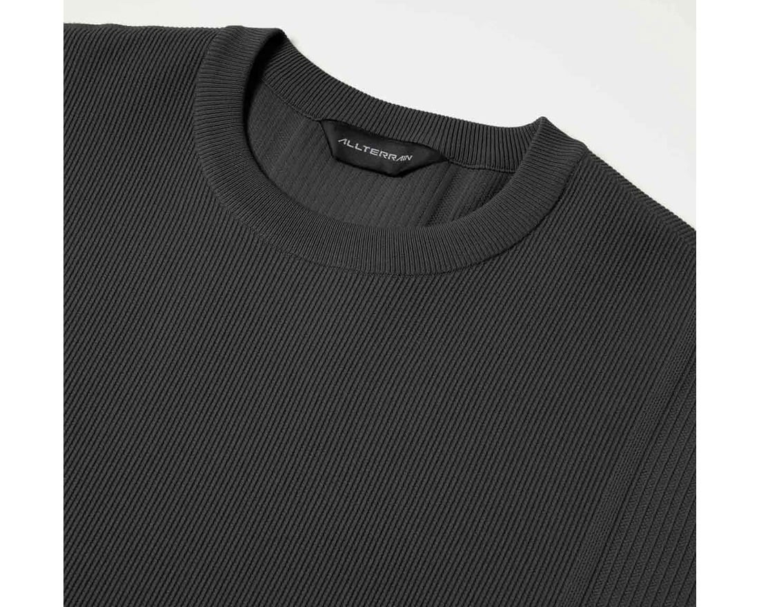 DESCENTE ALLTERRAIN】フュージョンニット クルーネックブラック