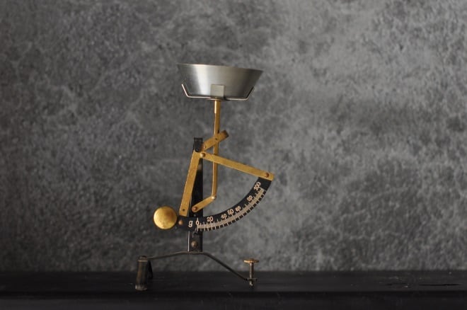 オランダ卓上スケール