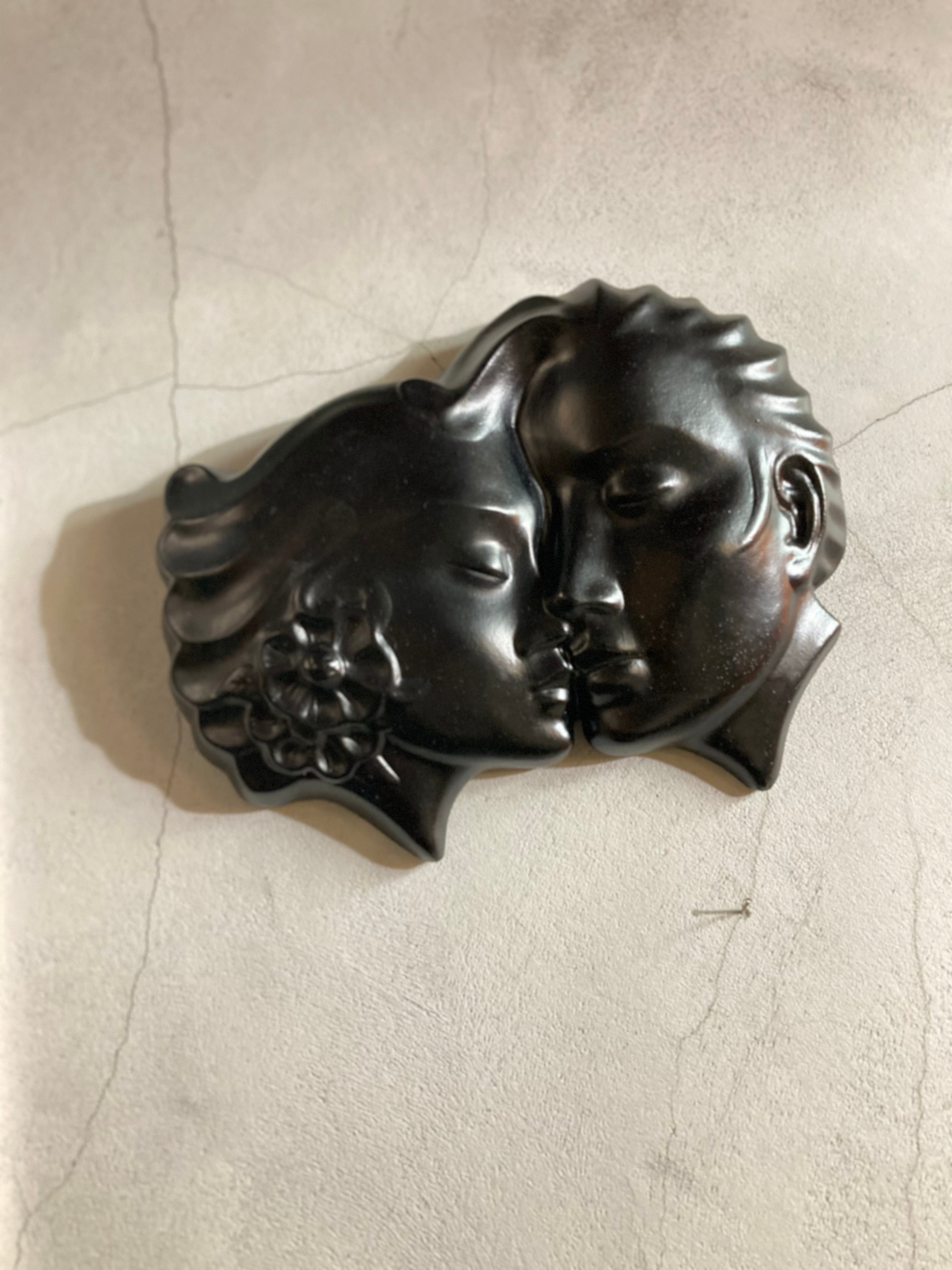 VINTAGE Alexander Backer Kissing Lovers Wall Art Decor