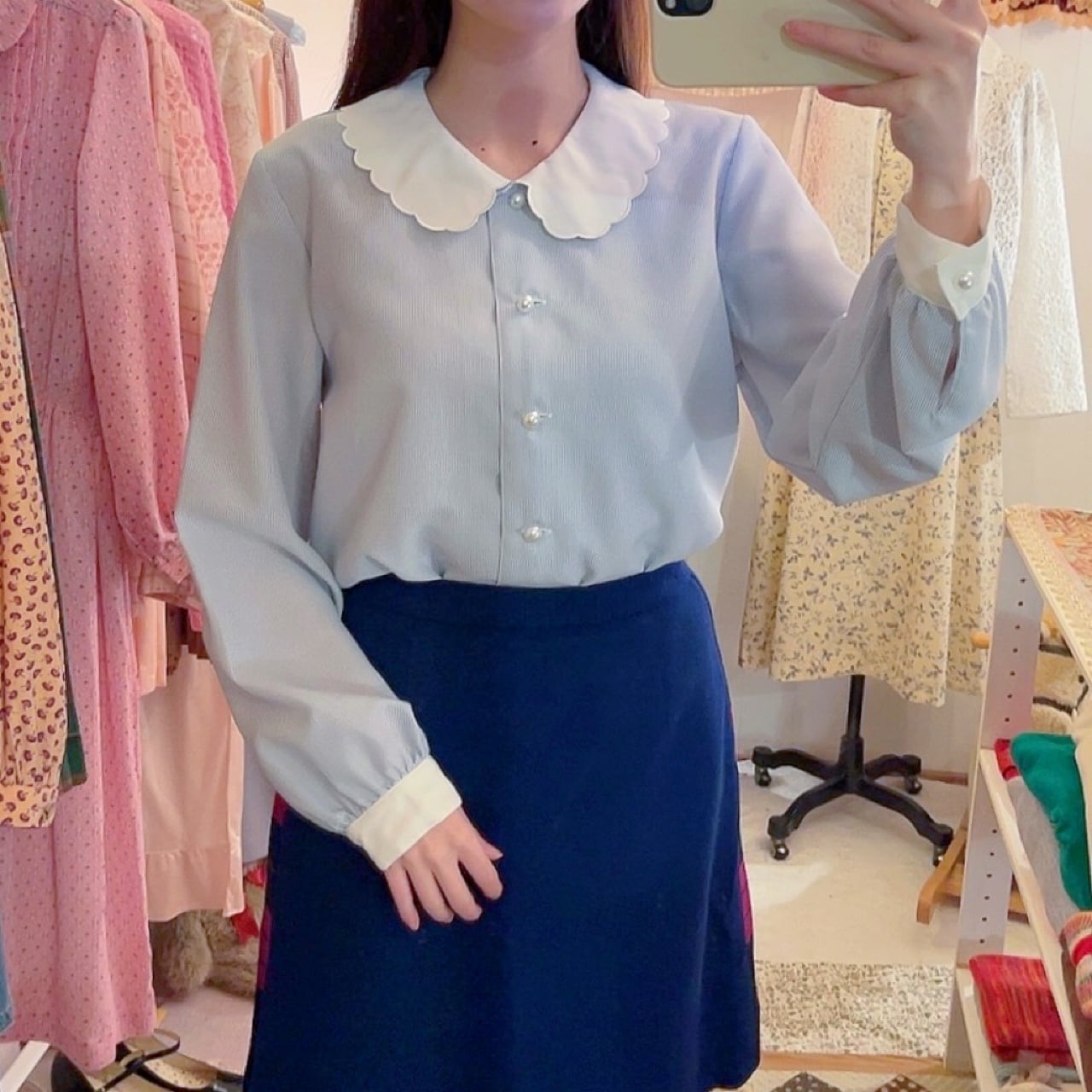scallop collar pearl button blouse