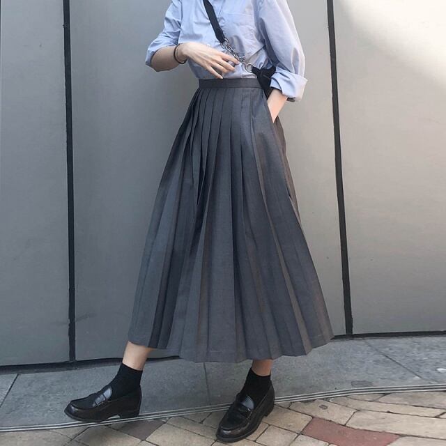 グレー プリーツロングスカート
