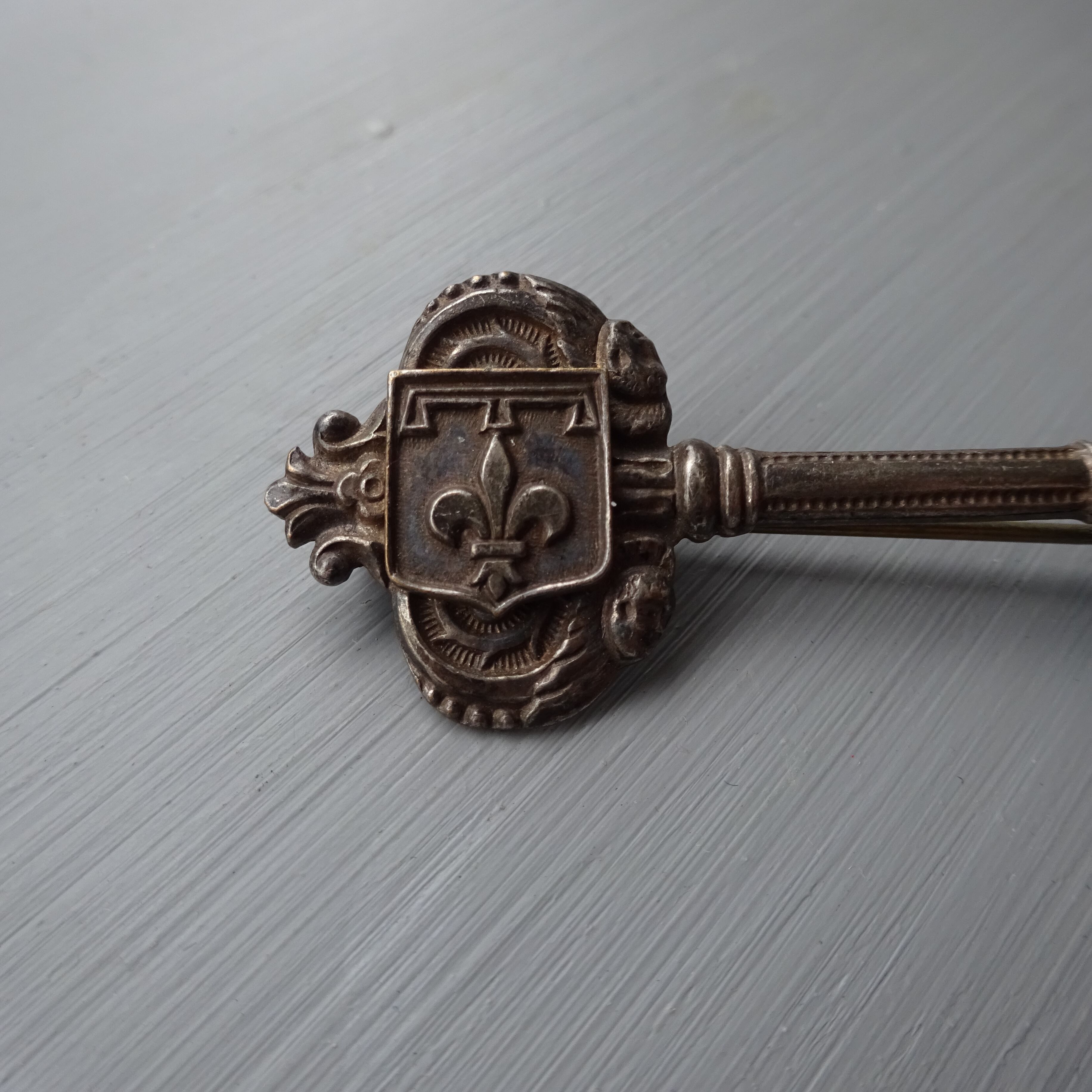 vintage   Key Brooch