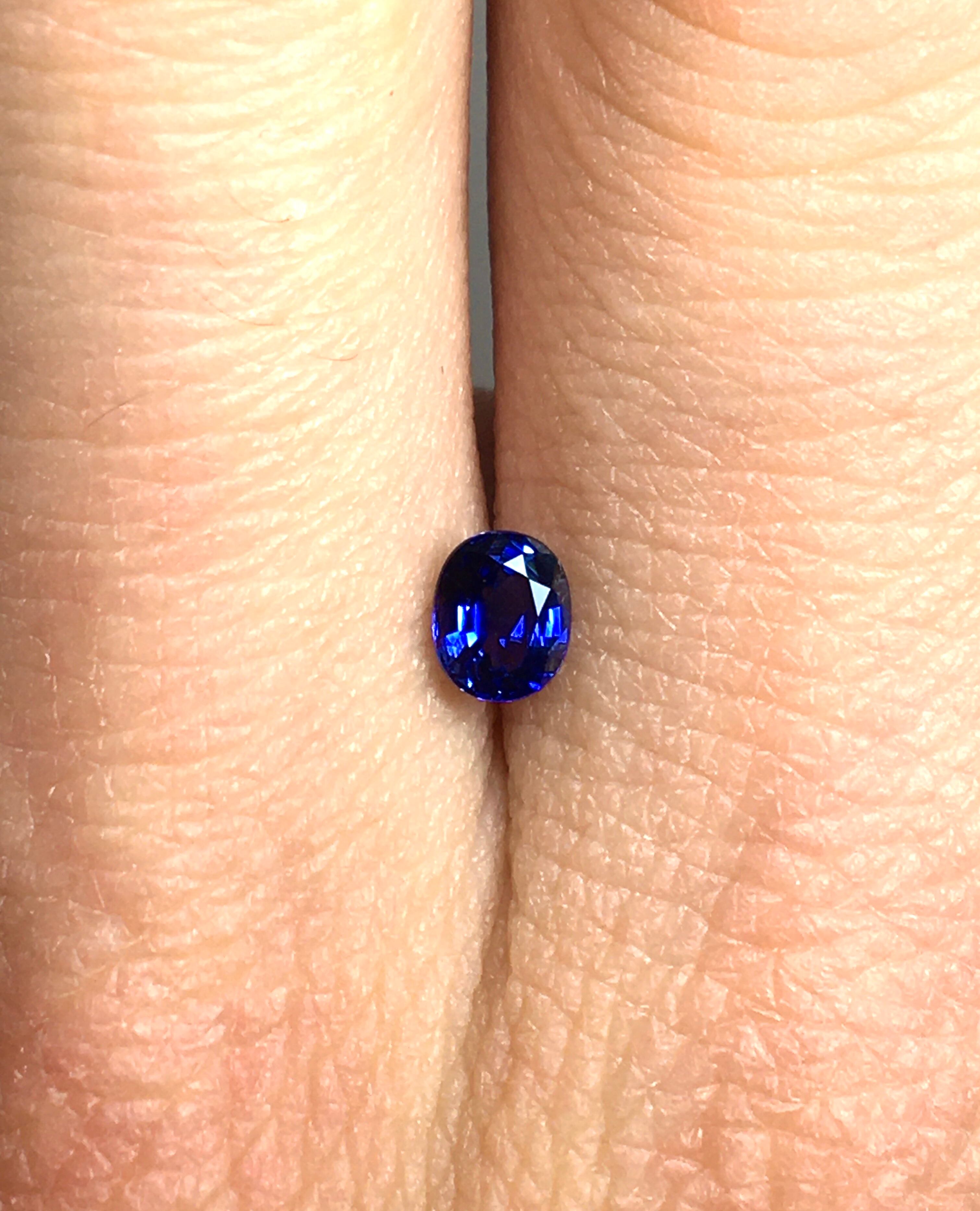 高貴な”透蒼色” 0.4ct UP 天然 サファイア ルース | Frederick's