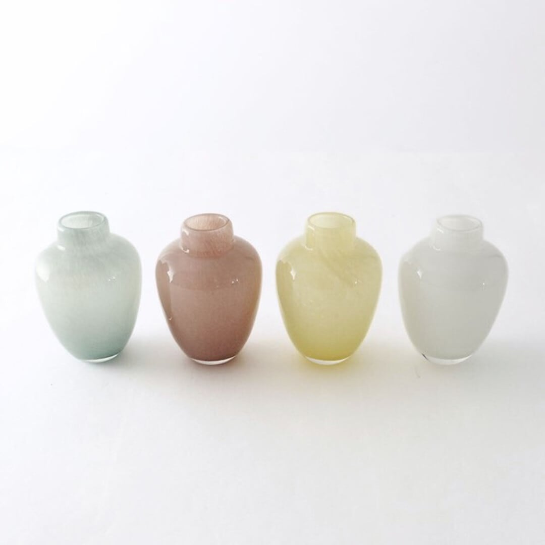 ミルキーガラス フラワーベース ノーマル（高さ13cm）（4色）／花瓶
