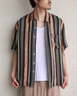 90's Goouch dead stock striped design shirt.