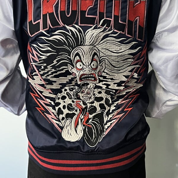 5684【即完売注意・美品】ルイヴィトン☆ビッグ刺繍ロゴ入りスカジャン