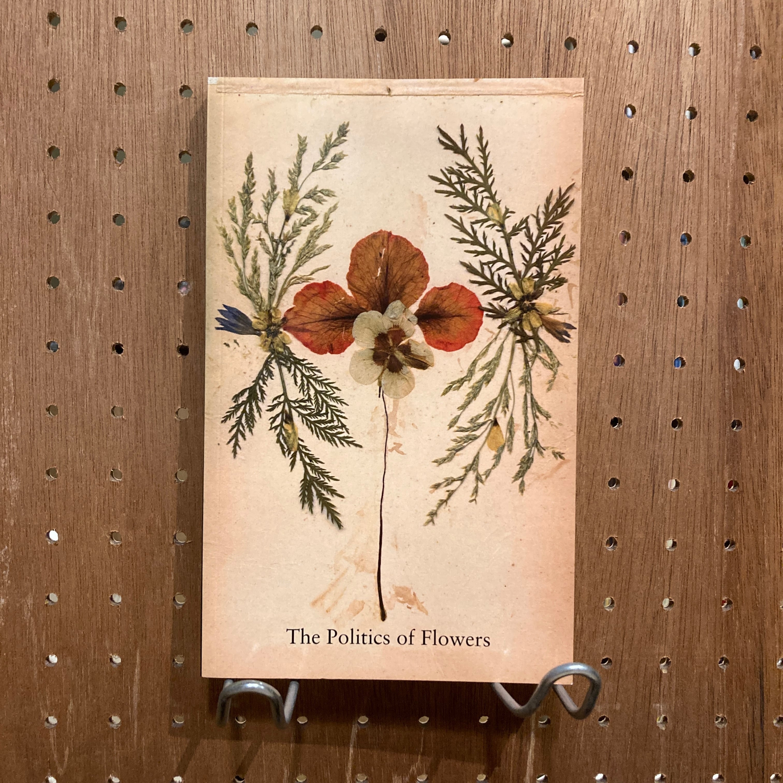 アート・デザイン・音楽 terri weifenbach the politics of flowers The Politics of Flowers / Terri Weifenbach | 百年