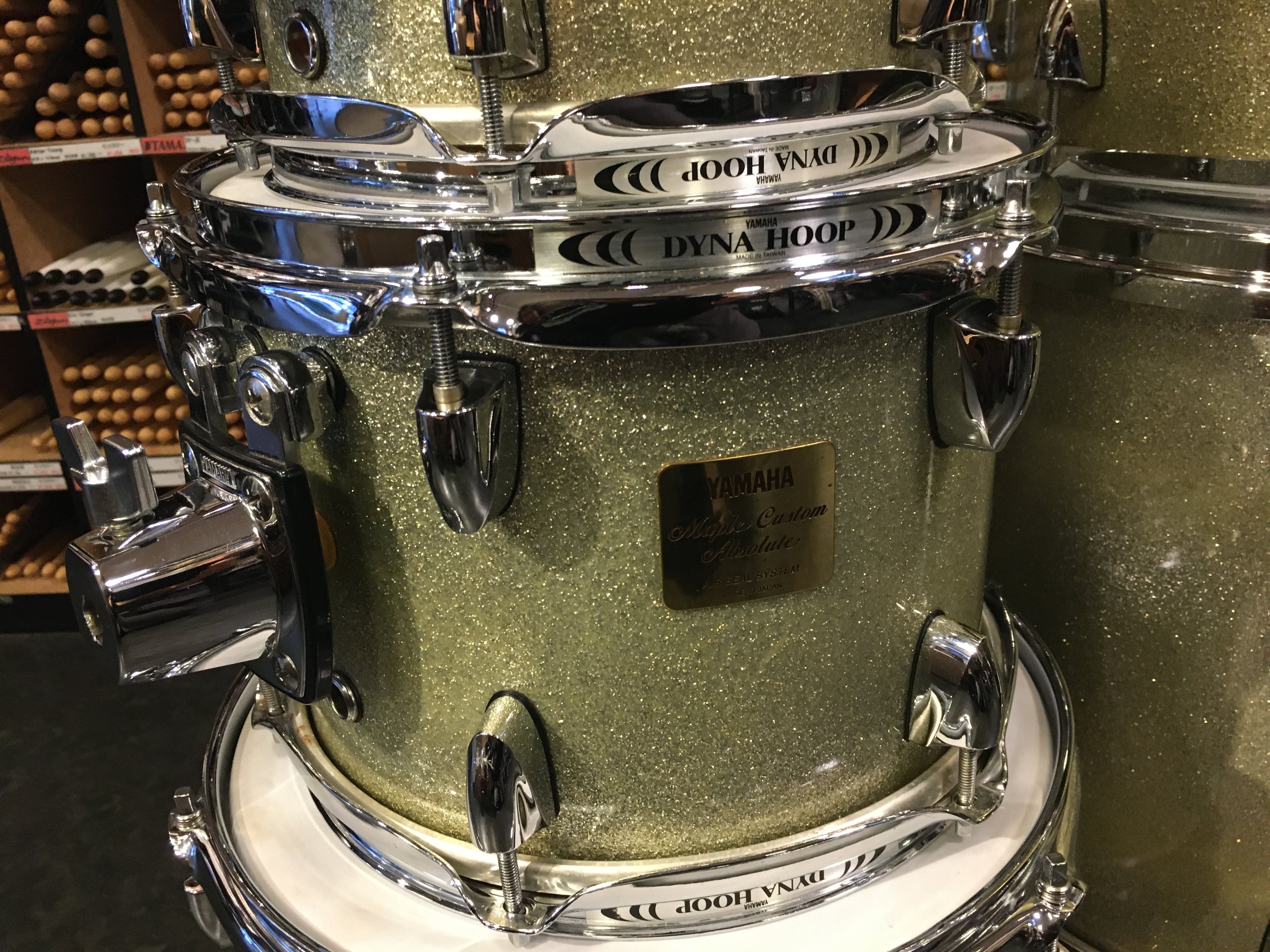 日本製 USED] YAMAHA MAPLE CUSTOM ABSOLUTE DRUM SET 22BD 8TT 10TT ...