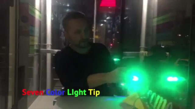 セブンカラーチップ 7色に光る眩いディライト! ヴィクターヴォイトコ製