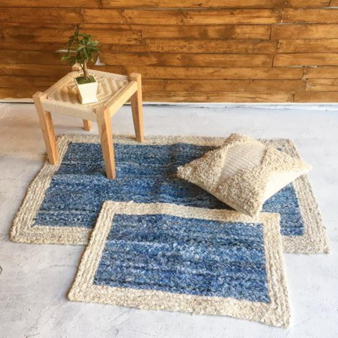 TOPANGA Homefurnishing　リサイクルデニムウィービングラウンドラグマット　80×80cm