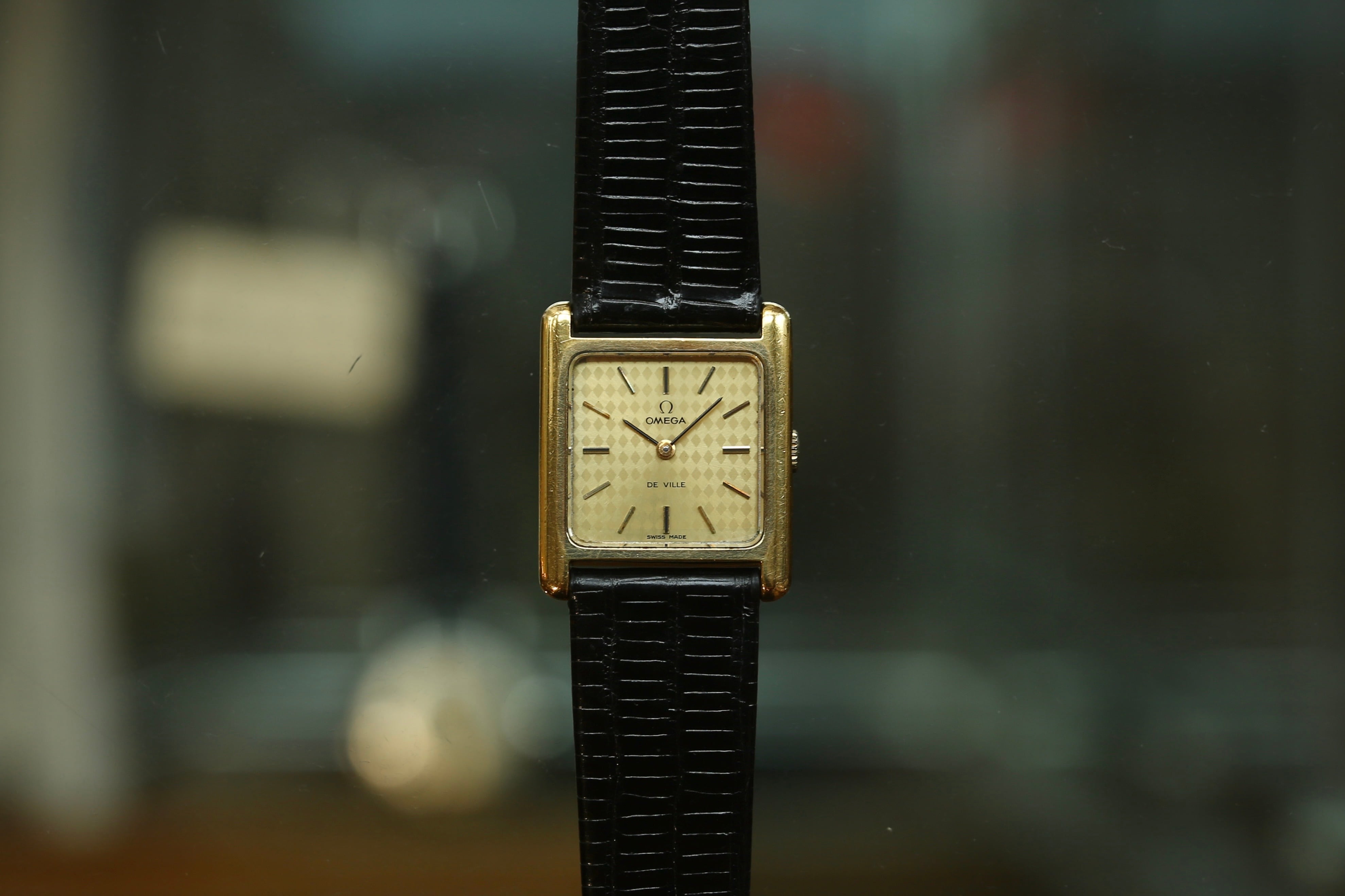 OMEGA】 1969年製 オメガ 『デビル H型レクタンギュラー』 レディース