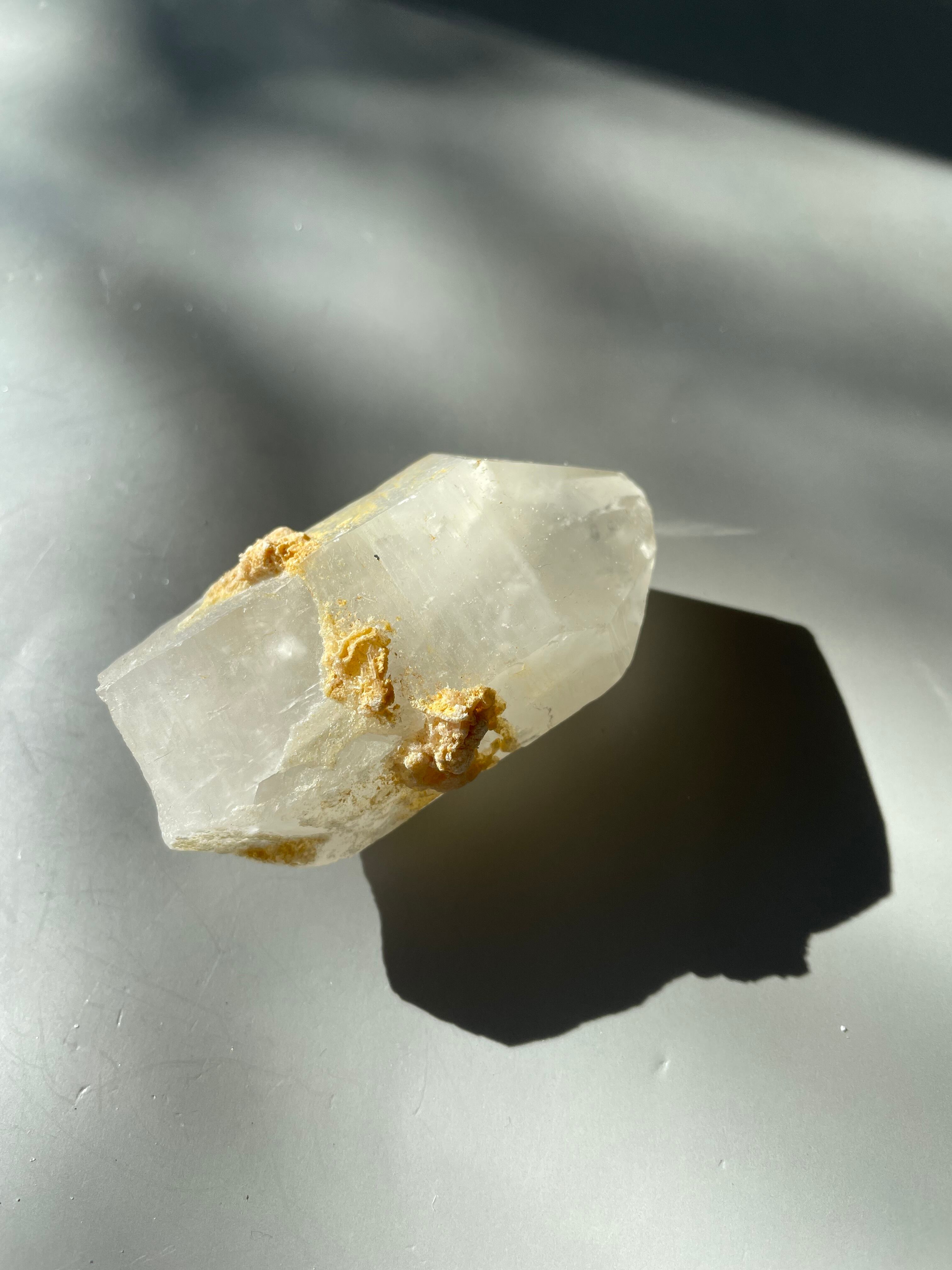Himalayan Crystal (Feldspar) / ヒマラヤ水晶(長石共生)