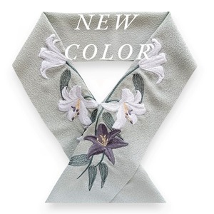 New Color！クロユリの刺繍半衿