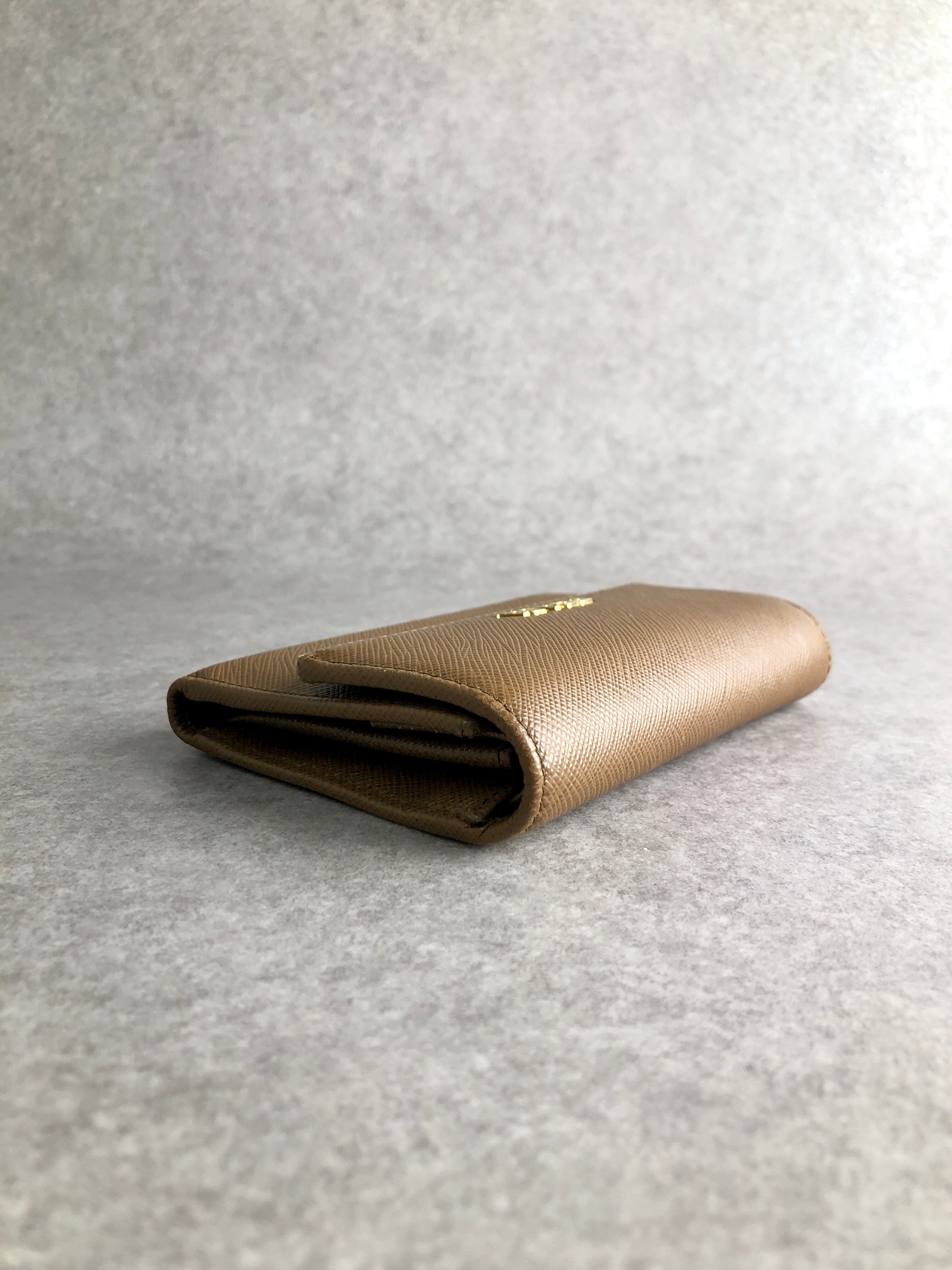 PRADA プラダ ロゴ 財布 ブラウン レザー 2つ折り vintage