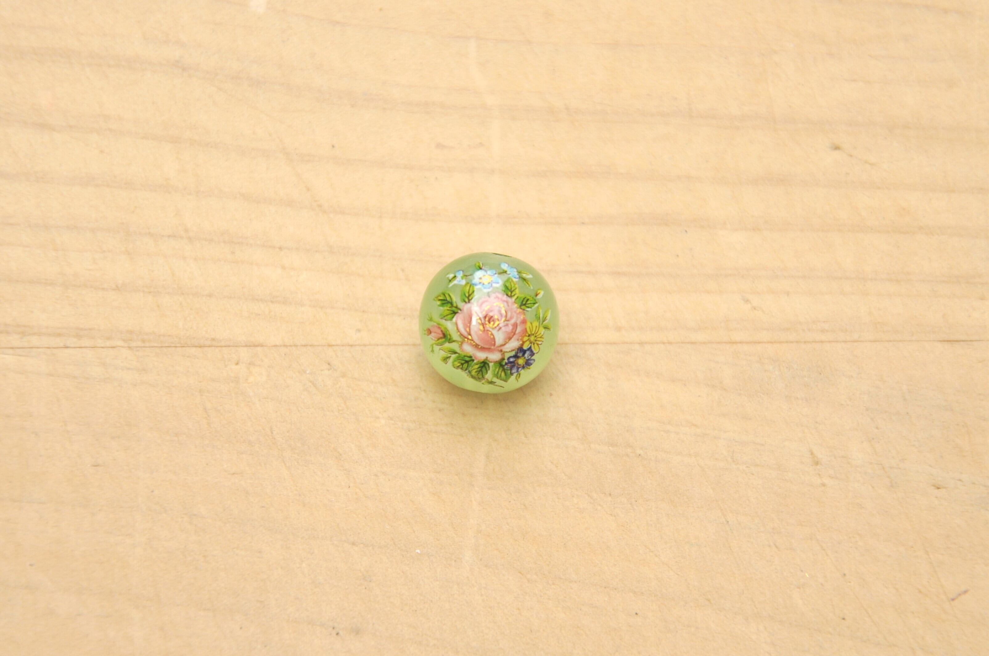 c - 18 薔薇 緑(雲がかり) 12mm